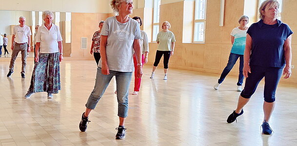 Trainig, Gemeinsamkeit, Gymnastik Tanz